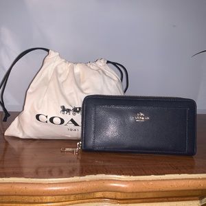 Authentic Coach Wallet